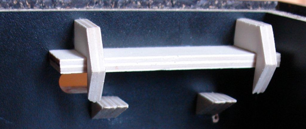 pics/hubhold2.jpg